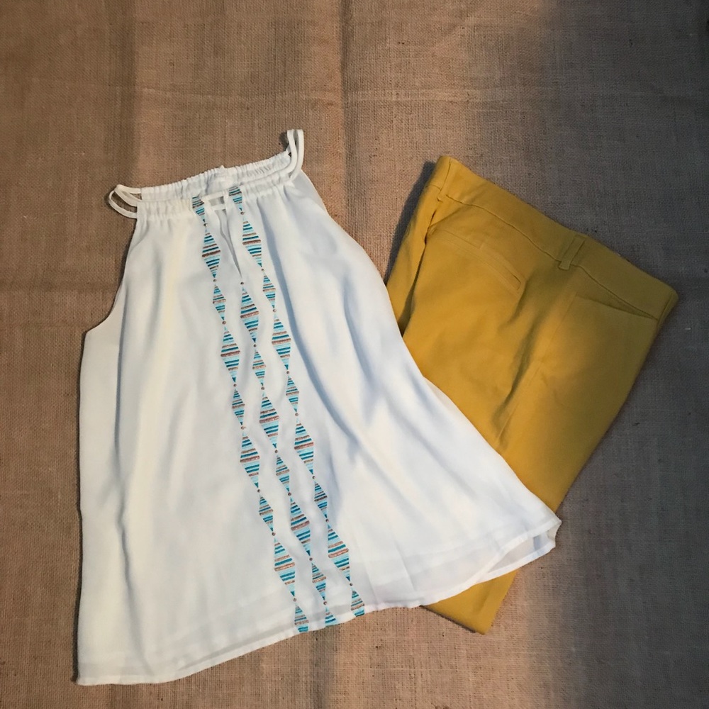 Old Navy Pixie Mid Rise Ankle